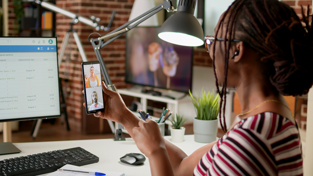 Web Editor & Social Media Intern